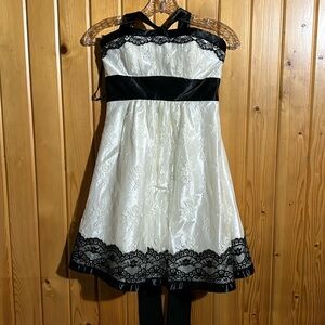 Size 5 Jessica McClintock